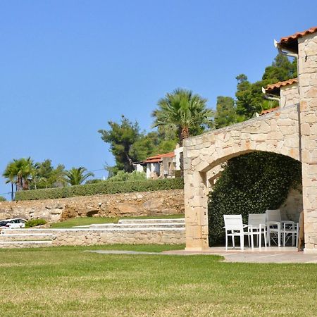 Stigmes Villas & Suites Nea Skioni Dış mekan fotoğraf