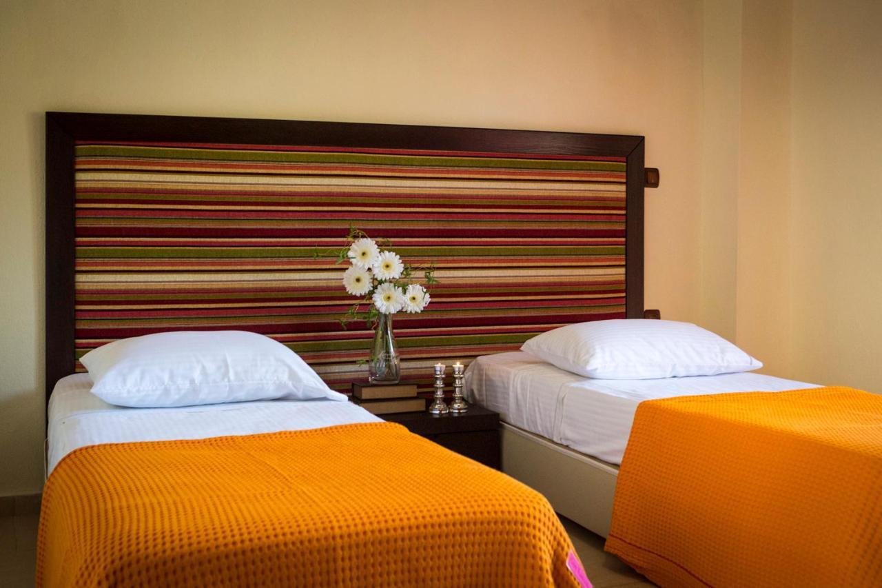 Stigmes Villas & Suites Nea Skioni Dış mekan fotoğraf