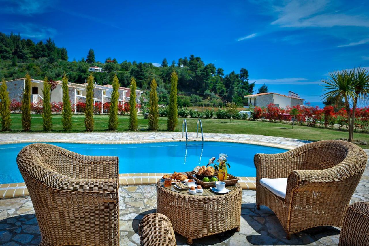 Stigmes Villas & Suites Nea Skioni Dış mekan fotoğraf