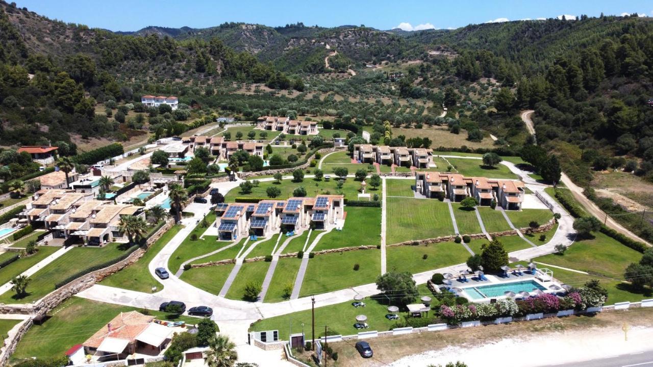 Stigmes Villas & Suites Nea Skioni Dış mekan fotoğraf