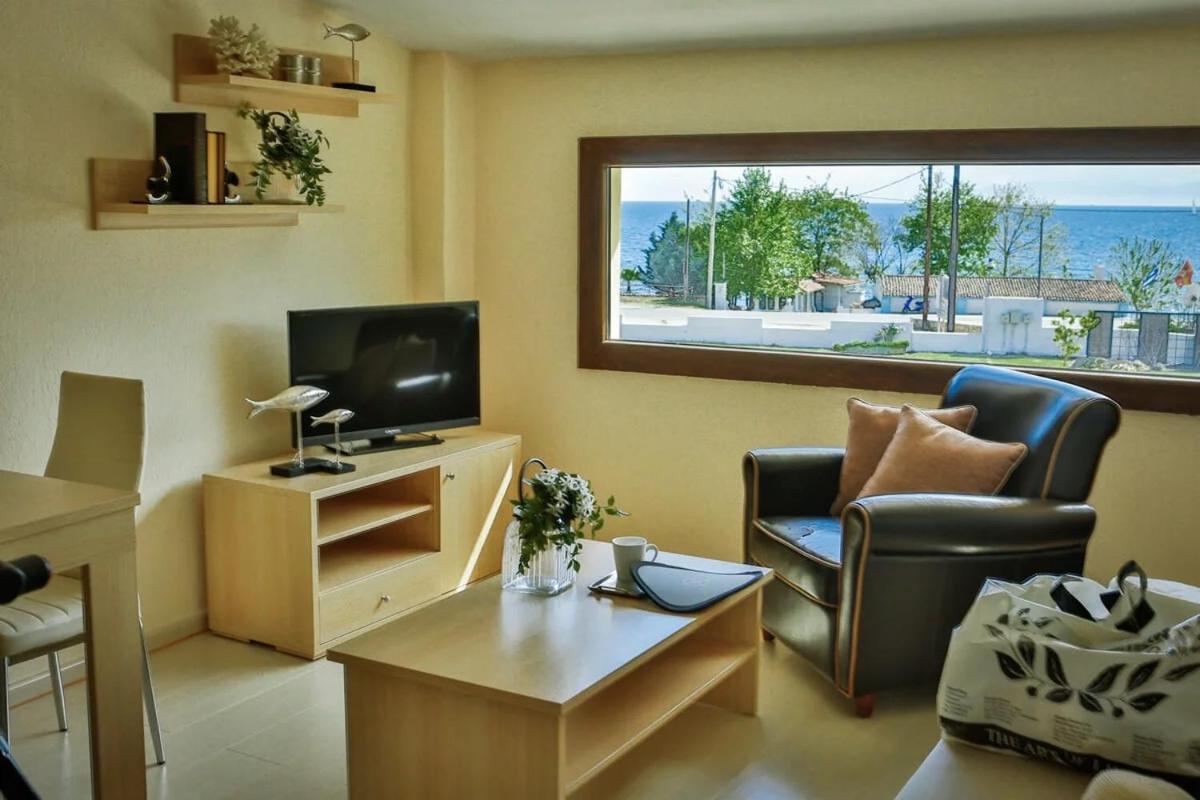 Stigmes Villas & Suites Nea Skioni Dış mekan fotoğraf