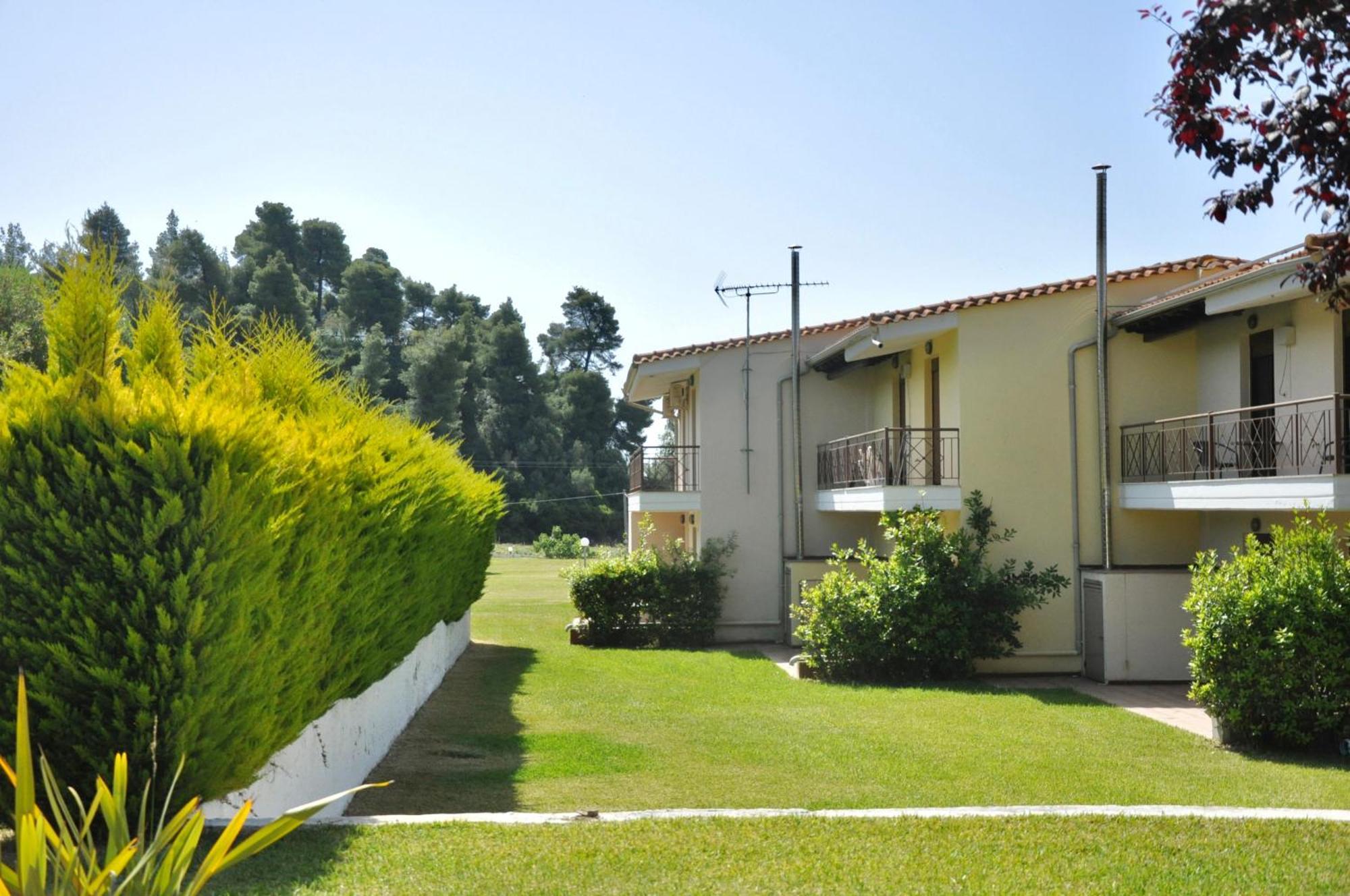 Stigmes Villas & Suites Nea Skioni Dış mekan fotoğraf