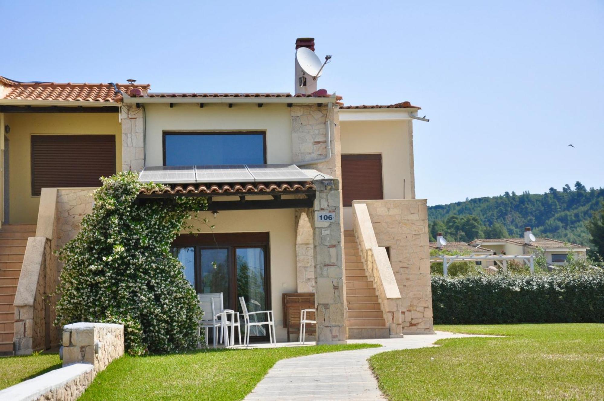 Stigmes Villas & Suites Nea Skioni Dış mekan fotoğraf