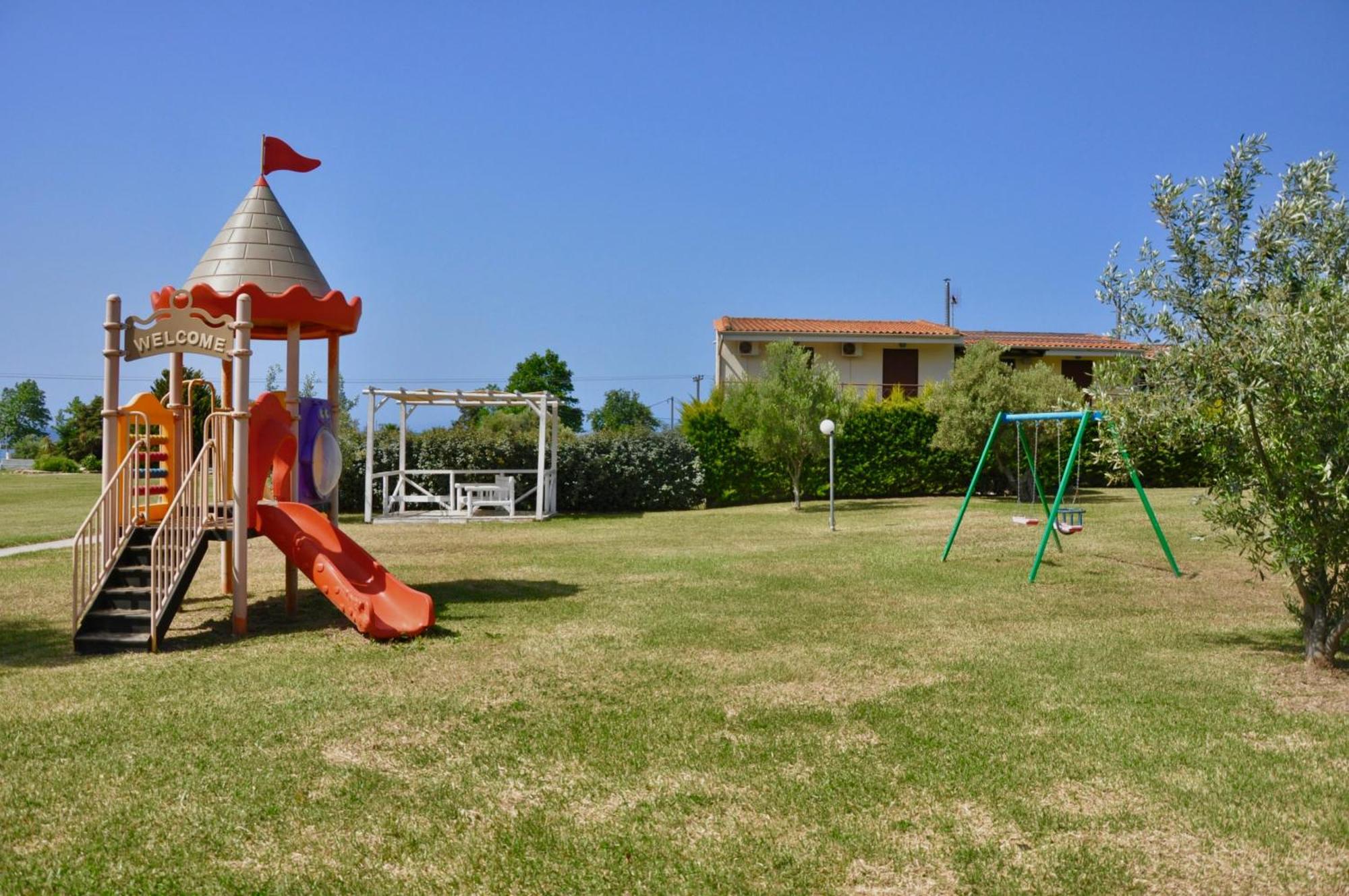 Stigmes Villas & Suites Nea Skioni Dış mekan fotoğraf
