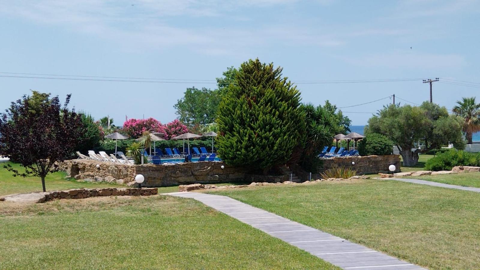 Stigmes Villas & Suites Nea Skioni Dış mekan fotoğraf